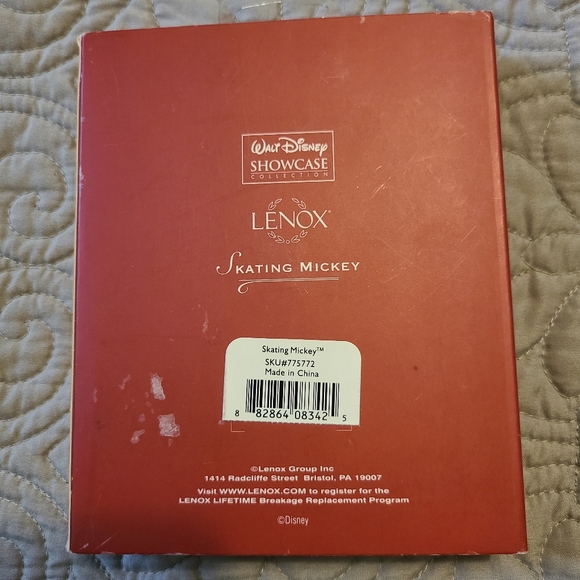 Lenox Collectible "Skating Mickey" Ornament Walt Disney Showcase Collection New! - Picture 2 of 7
